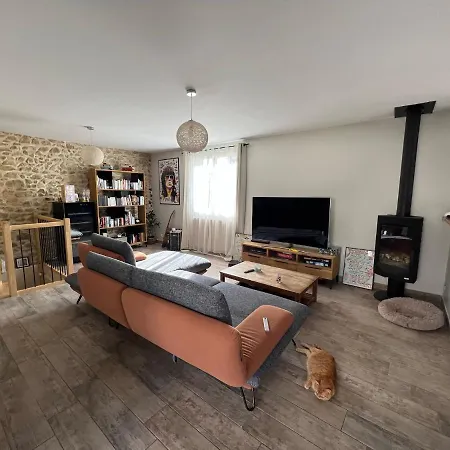 Maison Avec Piscine Dans Un Magnifique Village
